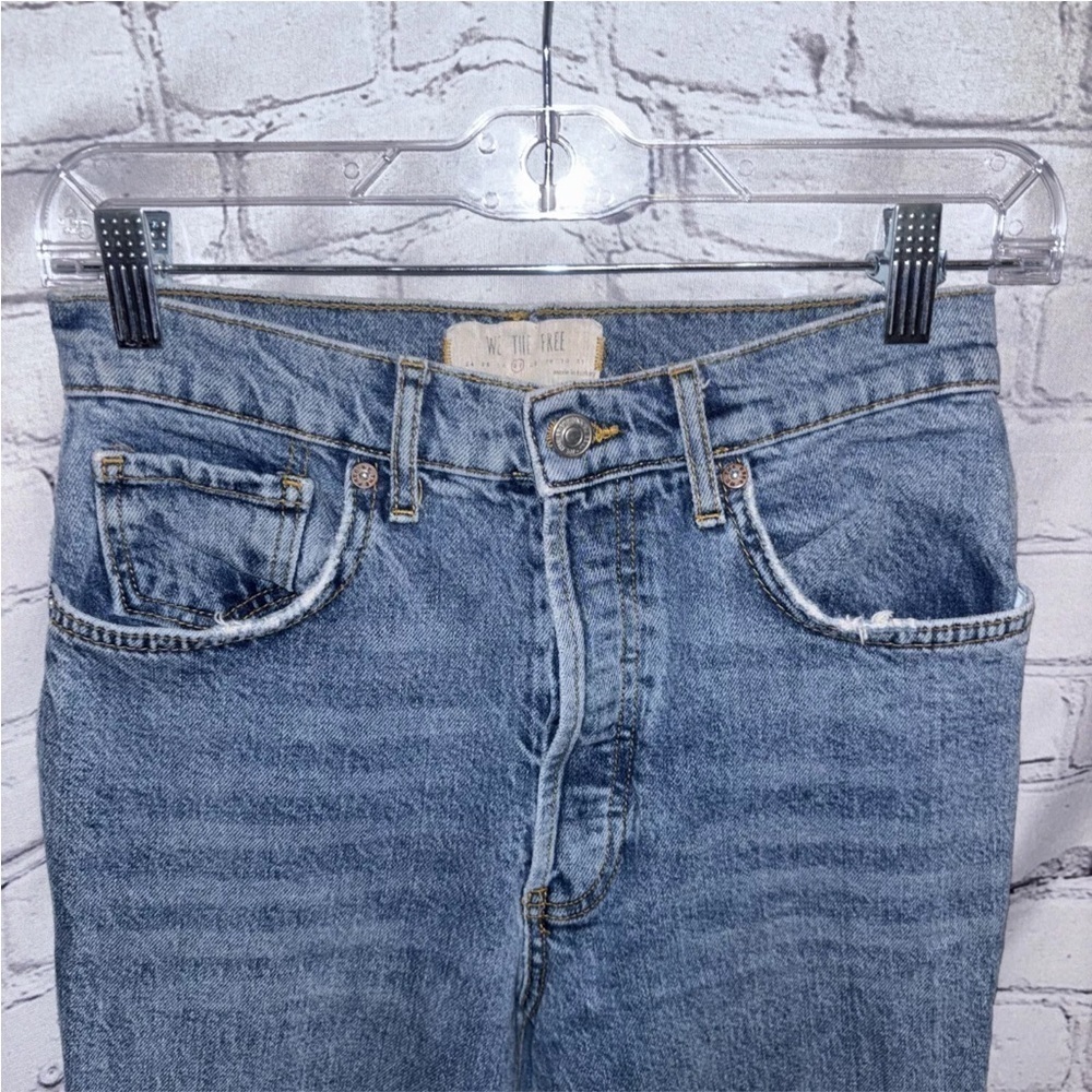 We The Free People Distressed Skinny Raw Hem Jeans Size 27 Button Fly Denim - Picture 2 of 5